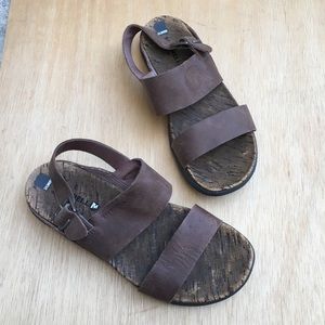 Merrell Around Town Luxe 2025